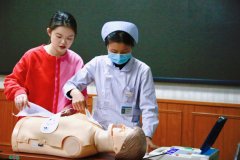 遂宁市第六人民医院：为市老年大学开展应急救护知识培训